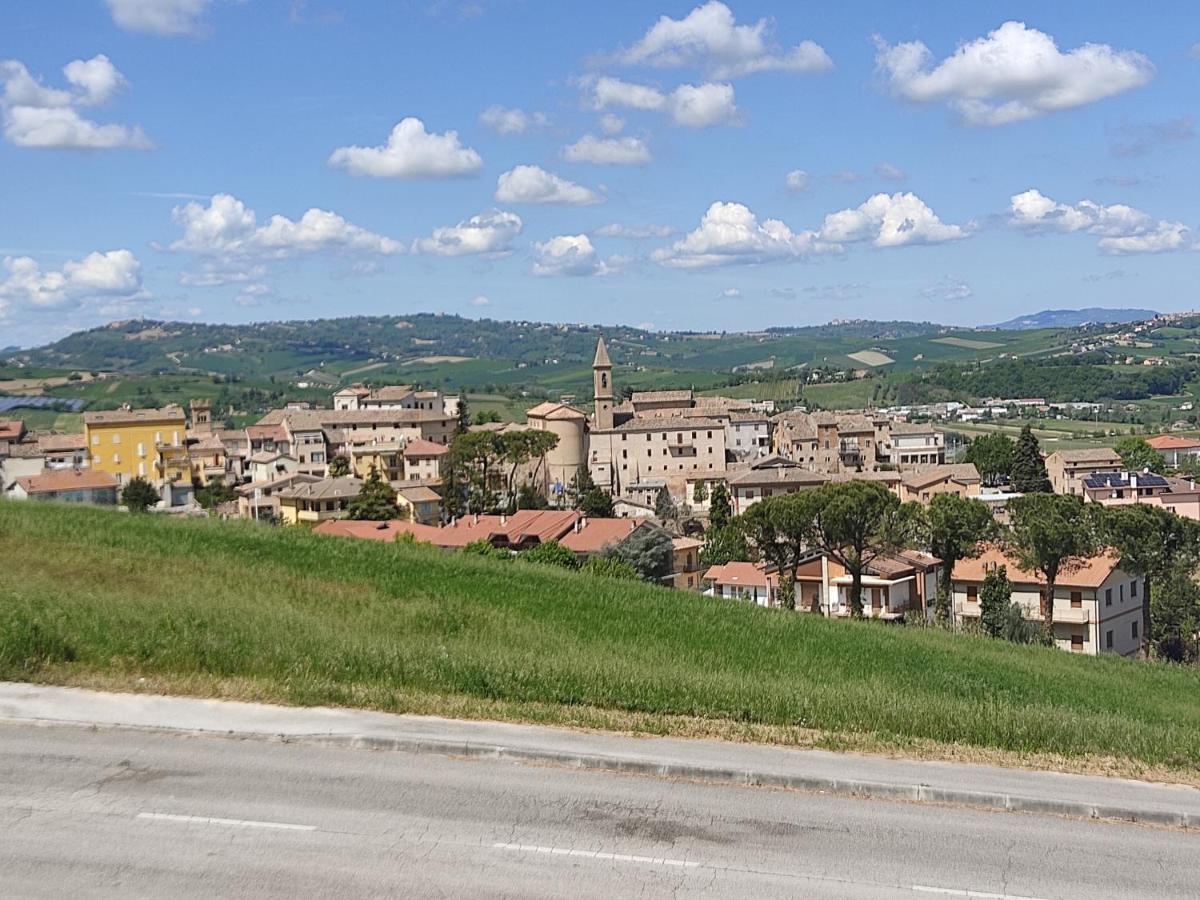 Casa Borgo Fonte Villa Castelleone di Suasa Bagian luar foto