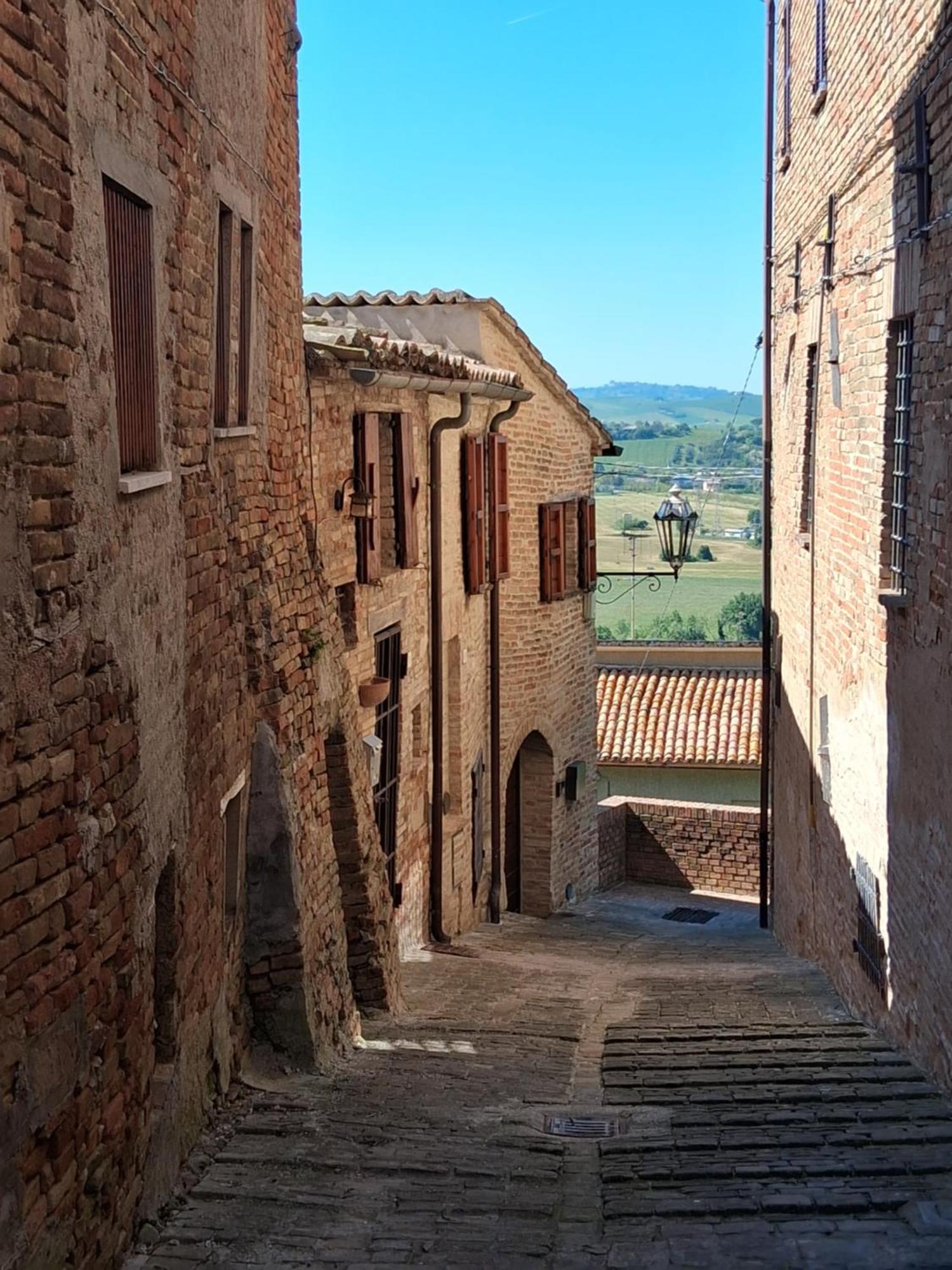 Casa Borgo Fonte Villa Castelleone di Suasa Bagian luar foto